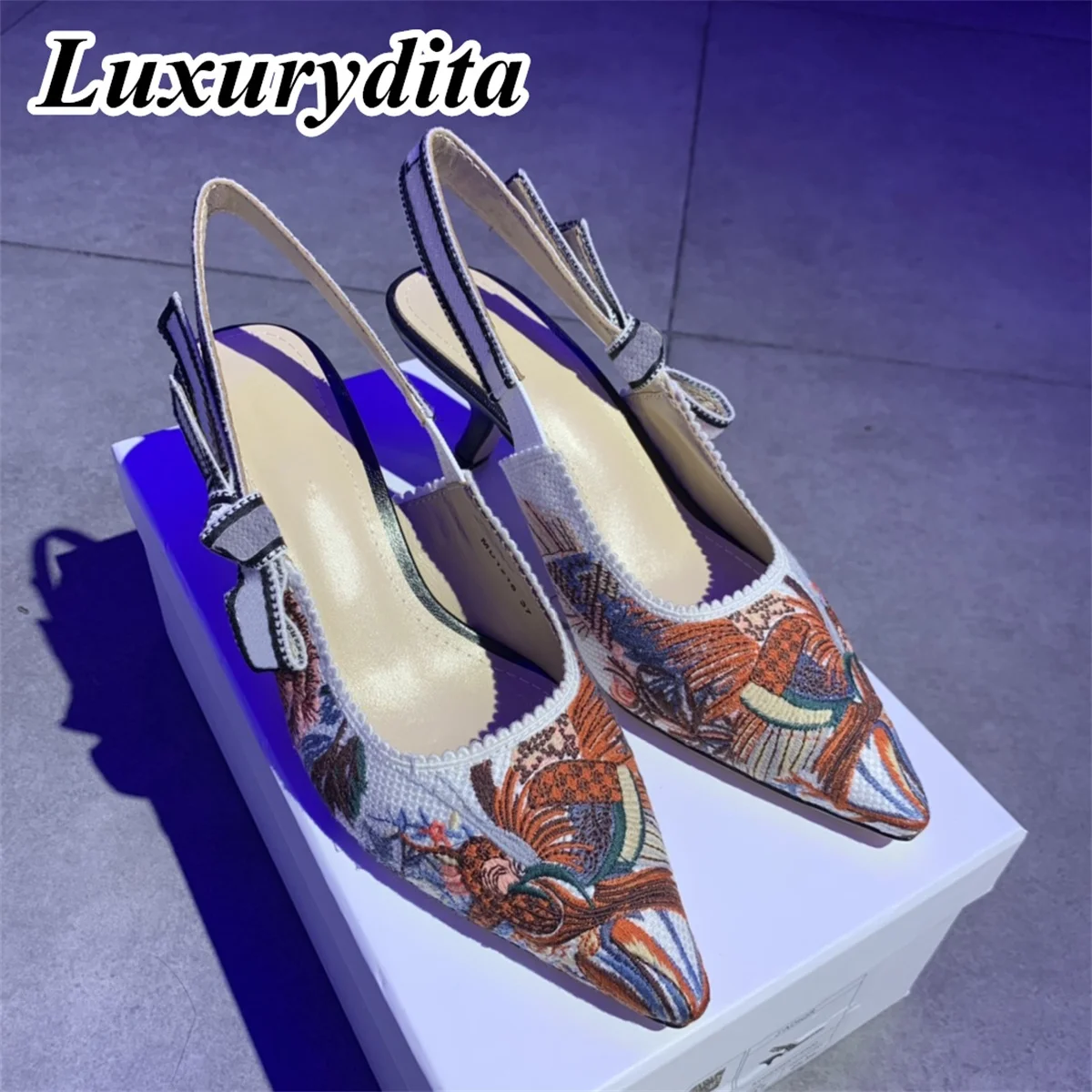 Top Quality Luxury Womens Sandal Casual Lace Flat Fashion Embroidered Muller Shoes Designer Silk Leather Soled High Heel