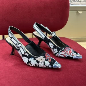 Top Quality Luxury Womens Sandal Casual Lace Flat Fashion Embroidered Muller Shoes Designer Silk Leather Soled High Heel